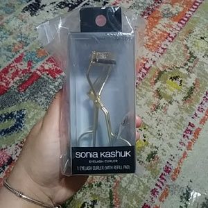 Sonia Kashuk eyelash curler